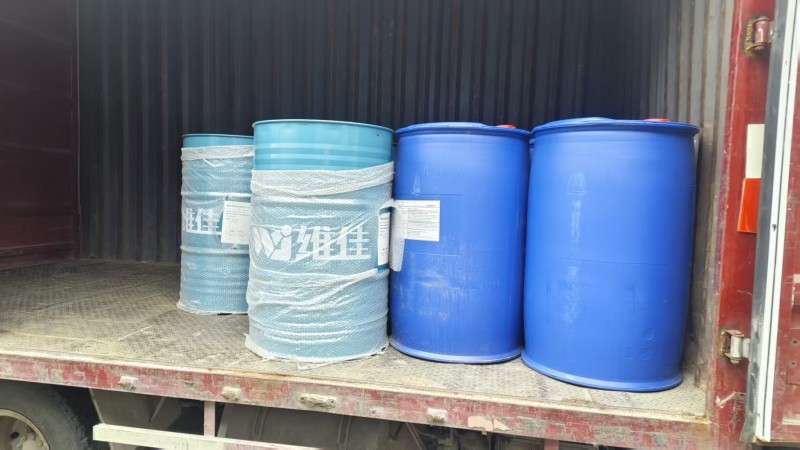 2025-09-国产食品级白油发货糕点厂.jpg 2025-09-国产食品级白油发货糕点厂.jpg